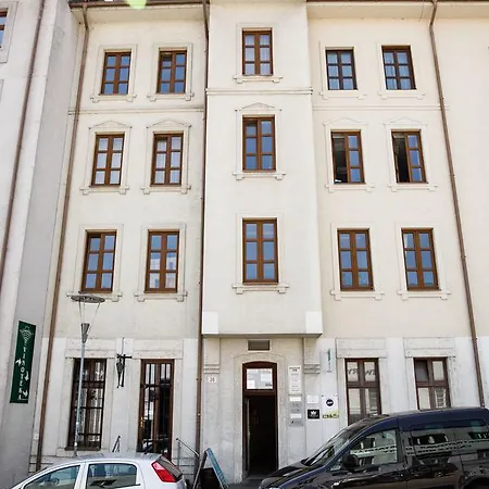 Apartment Zamocka Iris *